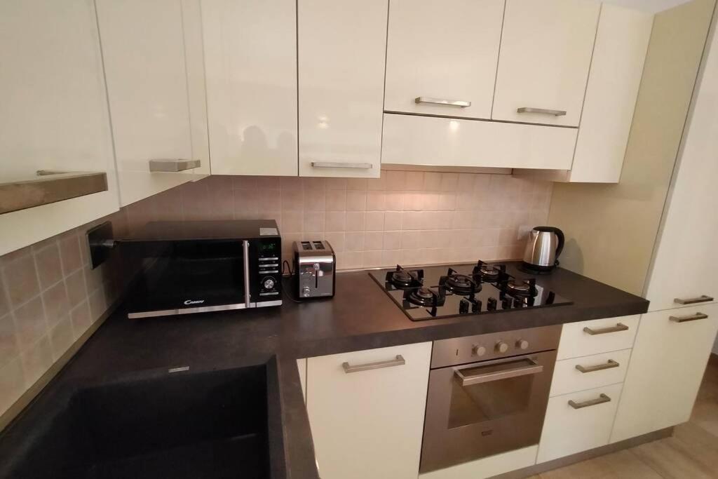 Poggio Ai Grilli Apartment เชร์ตาลโด ภายนอก รูปภาพ