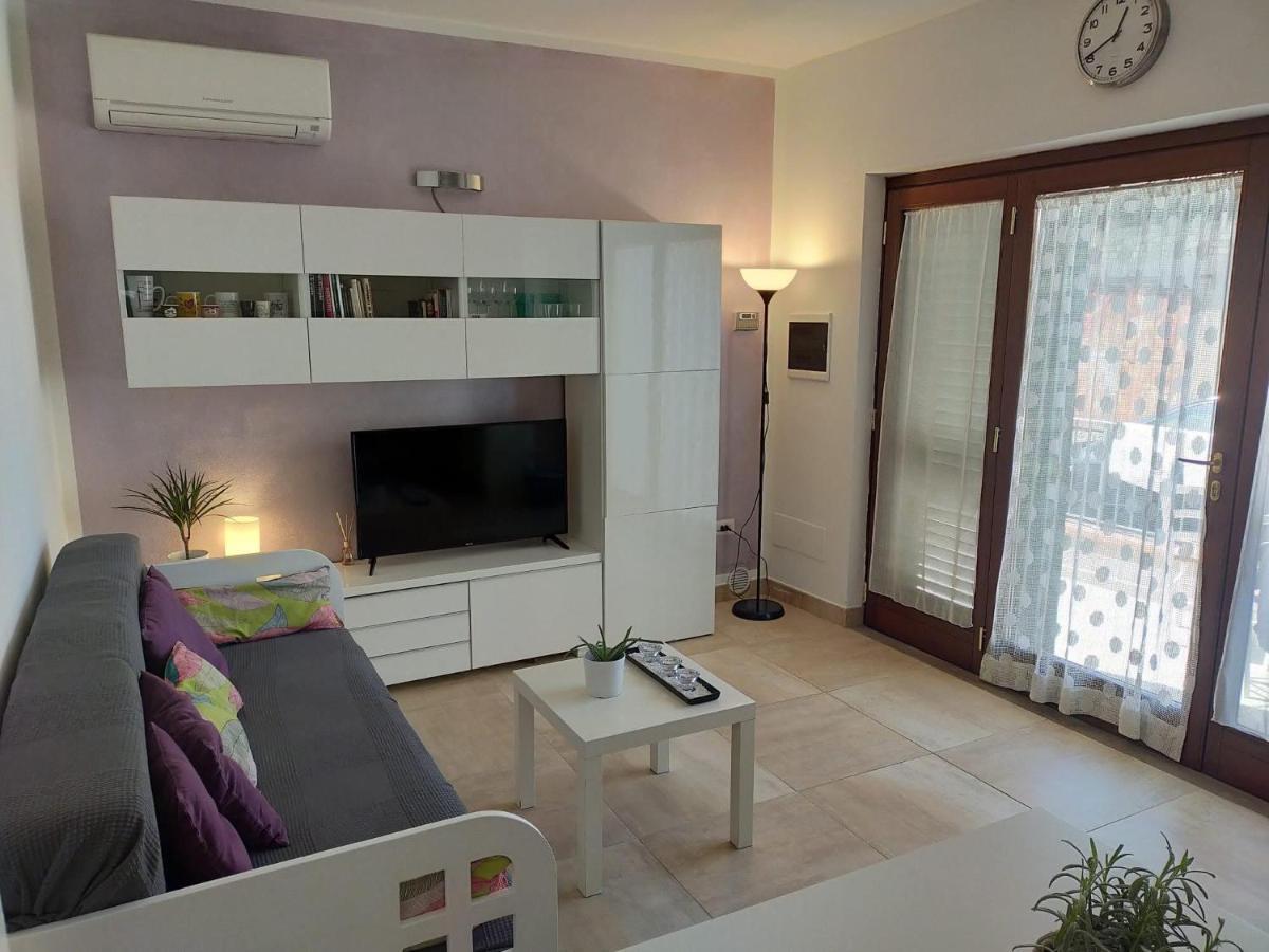 Poggio Ai Grilli Apartment เชร์ตาลโด ภายนอก รูปภาพ